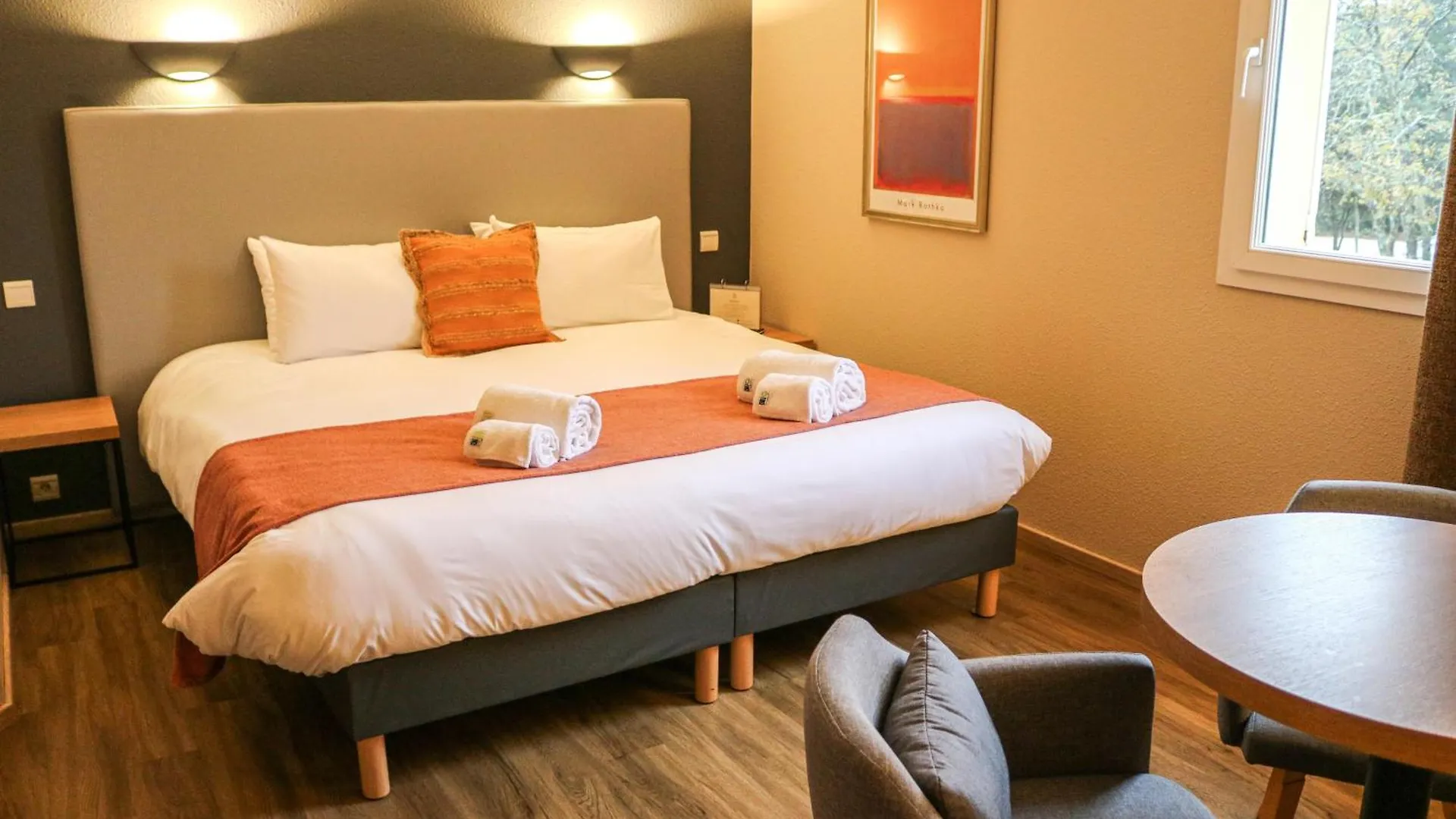 Hotel La Bastide De Grignan 3*,