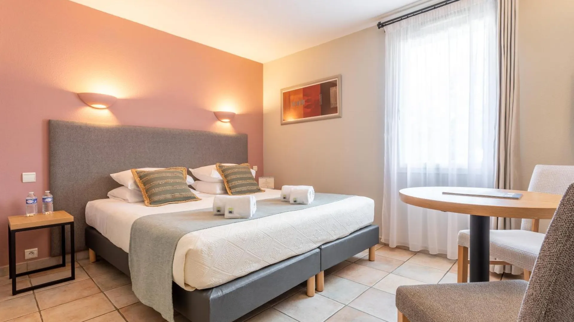 ***  Hotel La Bastide De Grignan Francia