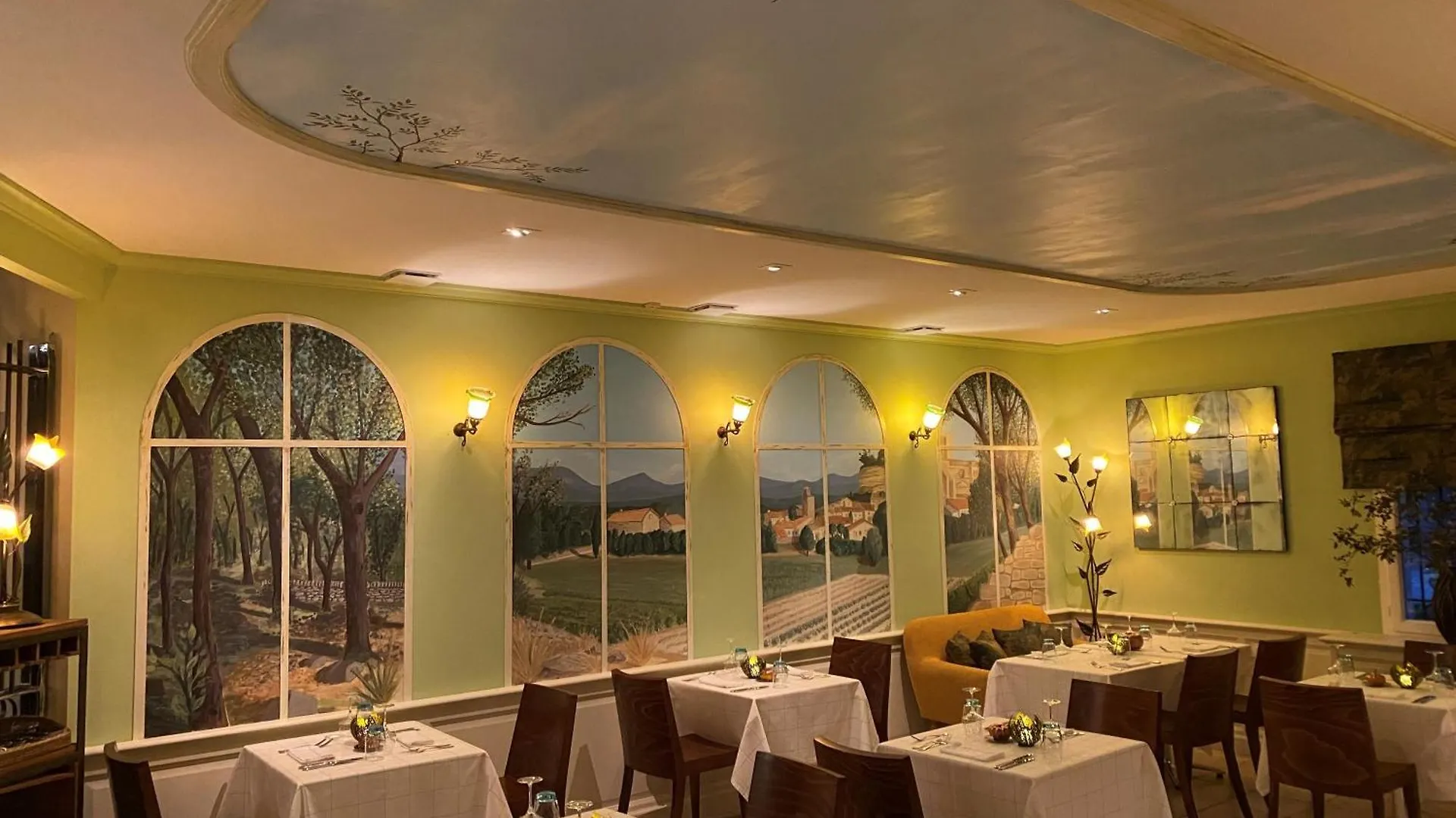 La Bastide De Grignan Hotel