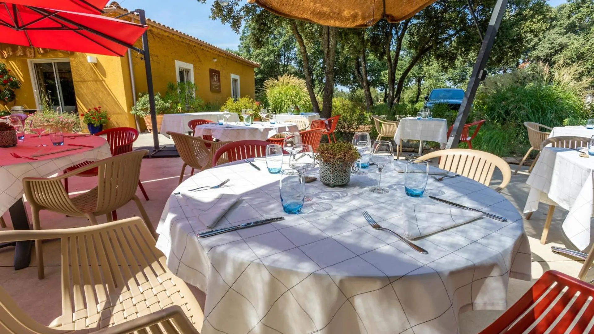 ***  Hotel La Bastide De Grignan France